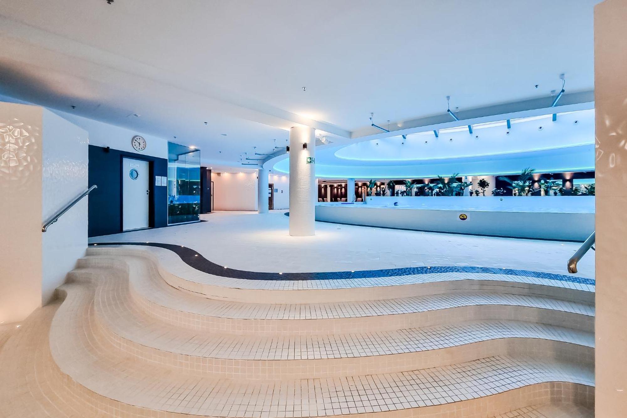 Hanza Tower Apartment No. 533 - 5Th Floor, Balcony, Swimming Pool 什切青 外观 照片